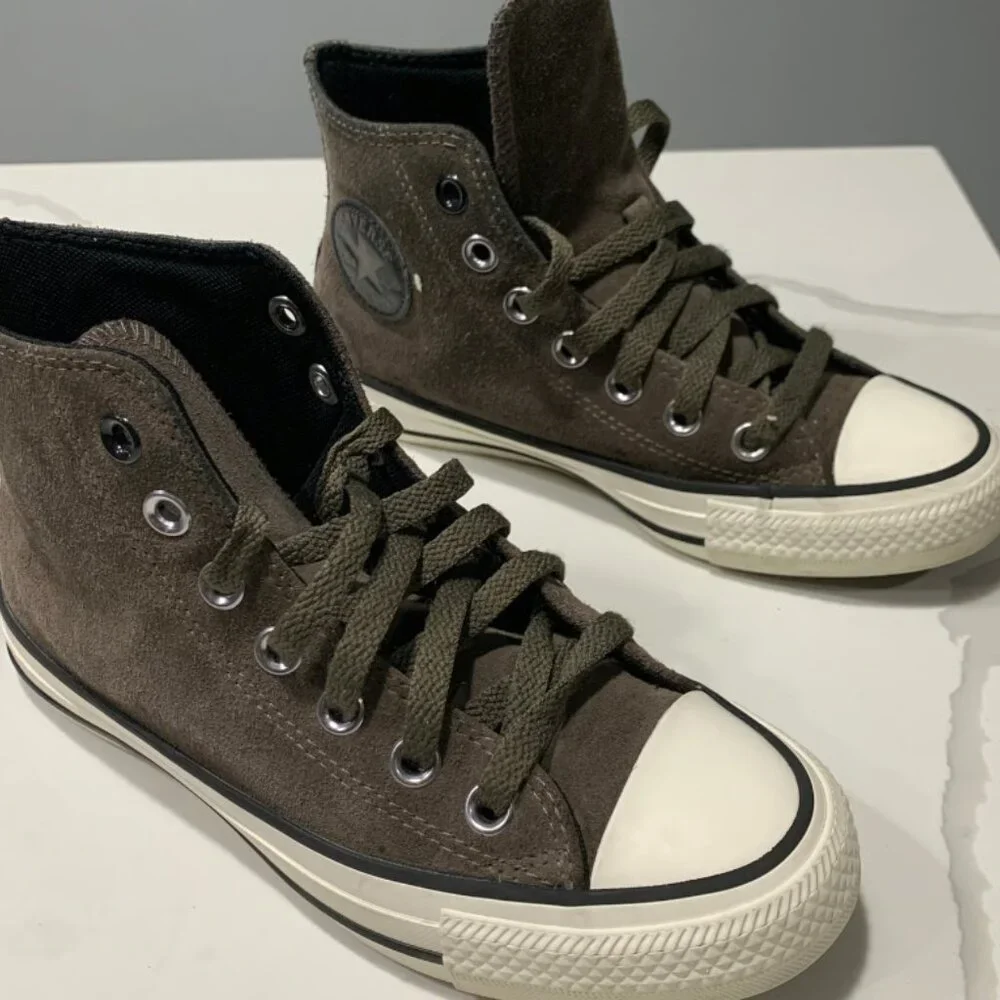 Converse Chuck Taylor Suede Engine Smoke Boys Shoe High Sneakers Size 3Y